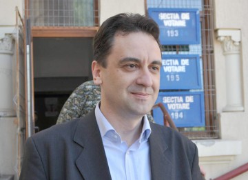 Bădrăgan, despre nevoia de schimbare: Dacă vrem să avem jocuri politice cu bursuci care aruncă bomba, atunci n-avem decât să stăm deoparte